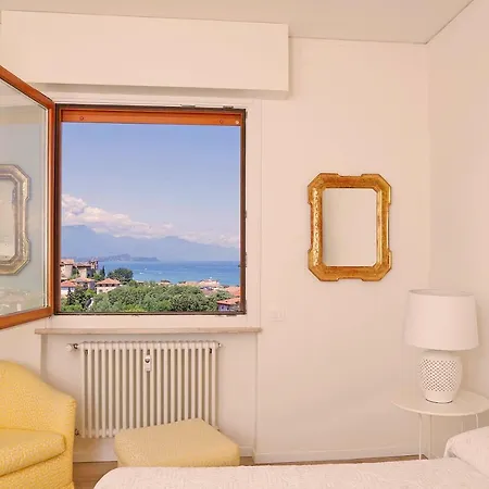 Cavour 19 Appartamento Desenzano del Garda